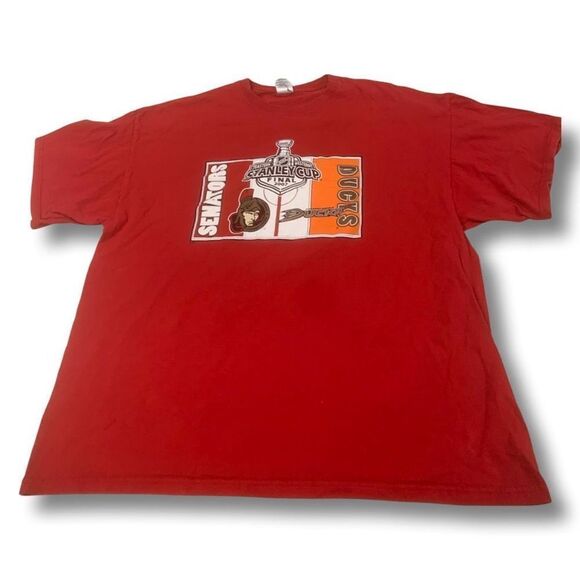 Vintage Hockey T-shirt  - Picture 1 of 5